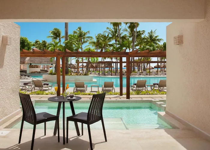 Resort Dreams Aventuras Riviera Maya