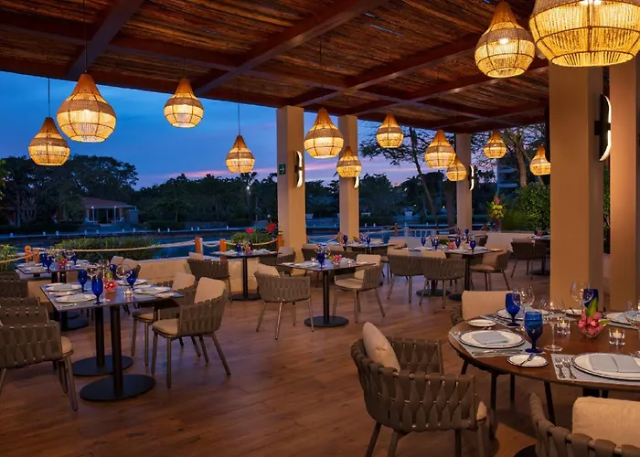 Resort Dreams Aventuras Riviera Maya