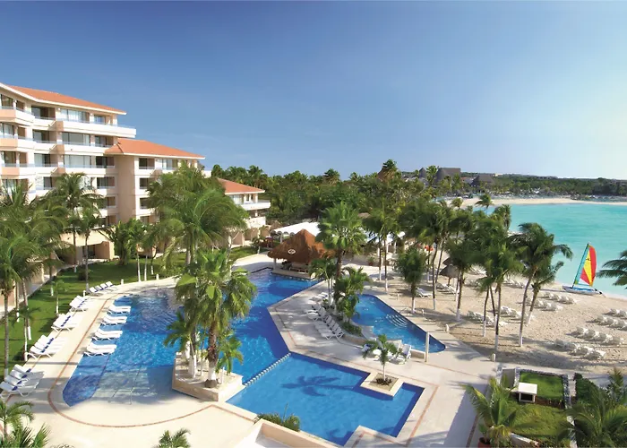 Resort Dreams Aventuras Riviera Maya